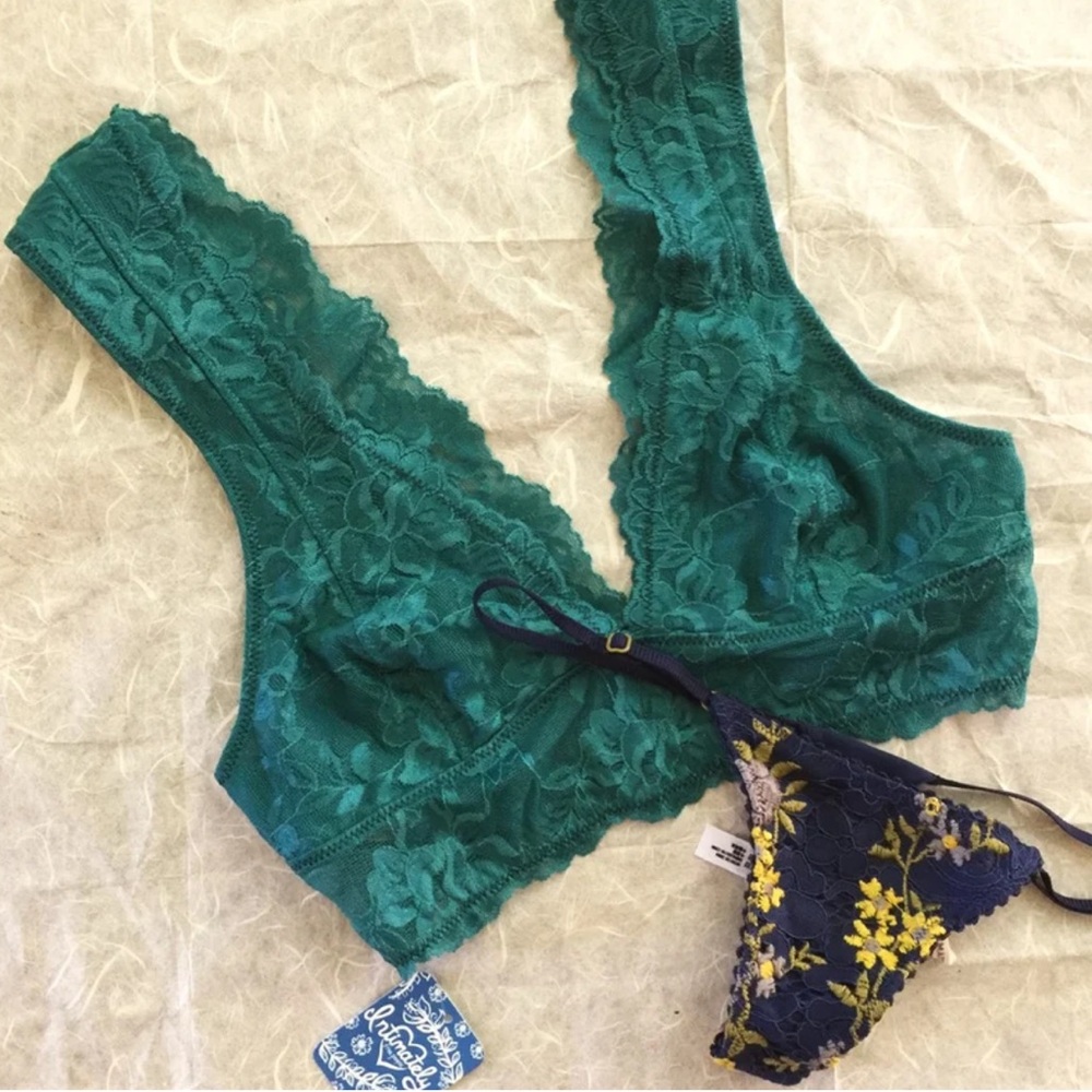 New! Elegant Lace Bralette and Panty Set - Teal and Navy - Picture 2 of 7